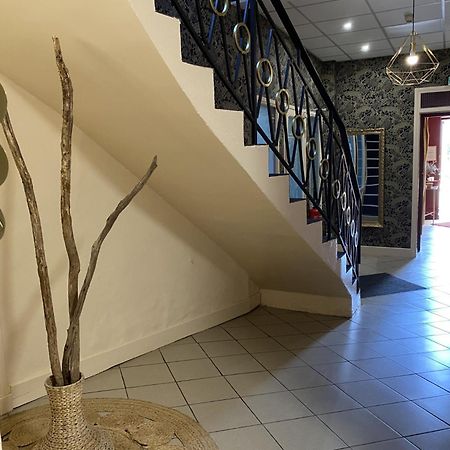 Hotel Aux Vendanges De Bourgogne Paray-le-Monial Bagian luar foto