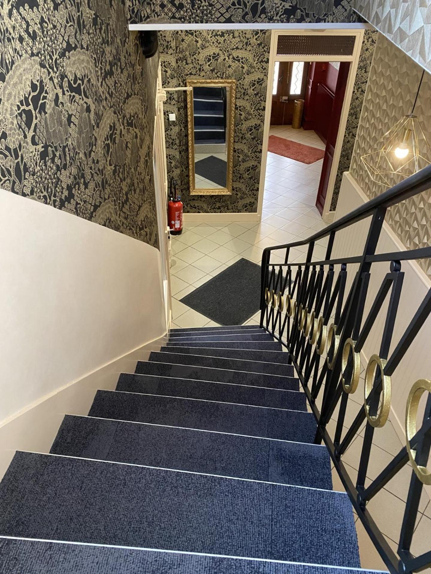 Hotel Aux Vendanges De Bourgogne Paray-le-Monial Bagian luar foto